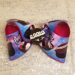 🆕️👸🎀🐧 8" Pingüino boutique (hair bow) (moños)